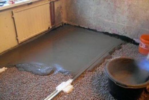 Заливка бетонного раствора на утеплитель 