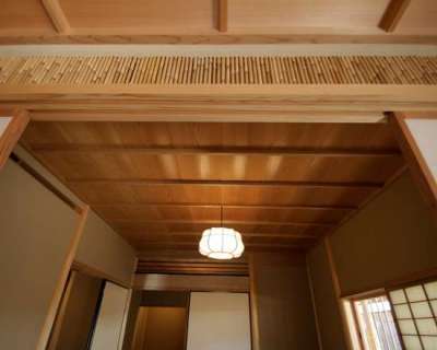 потолок в прихожей в японском стиле