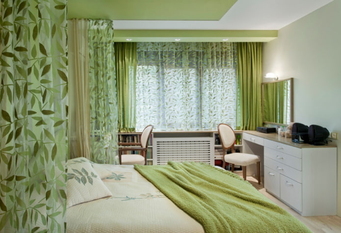 шторы в интерьере спальни в зеленых тонах