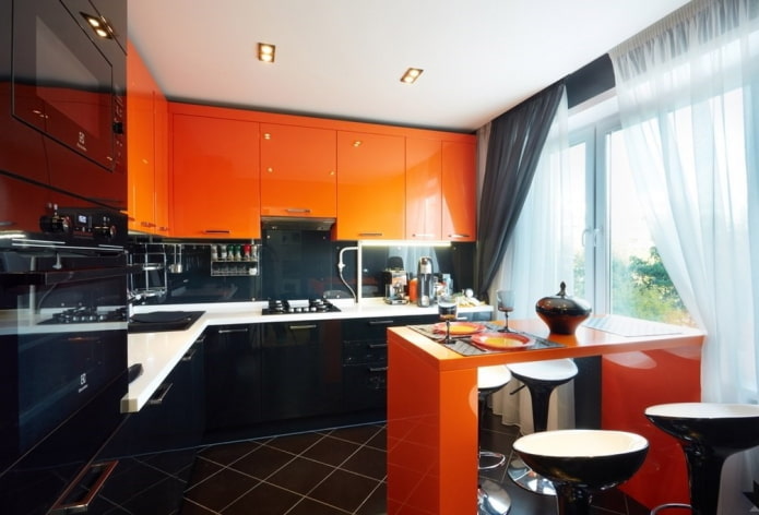 интерьер кухни в черно-оранжевых тонах