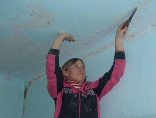 Устранение потолочных перекрытий на даче. Косметический ремонт потолка: основные принципы