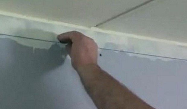 Как сделать натяжной потолок своими руками: нанесение разметки