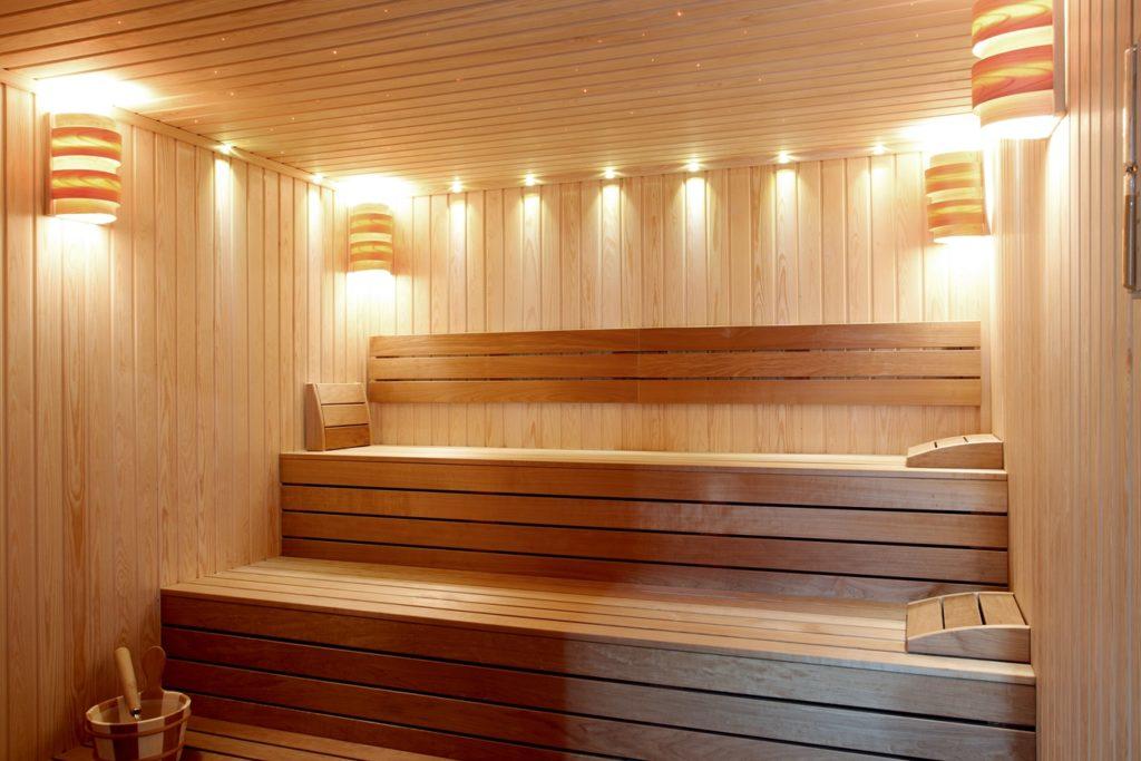 Высота потолка имеет значение для удобства и качества вашего отдыха в бане