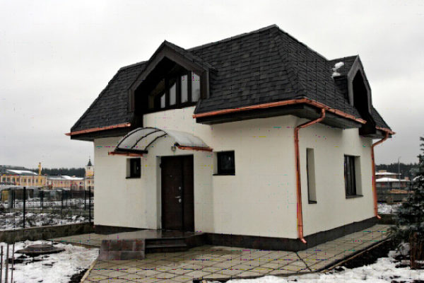 Четырехскатная крыша с мансардой