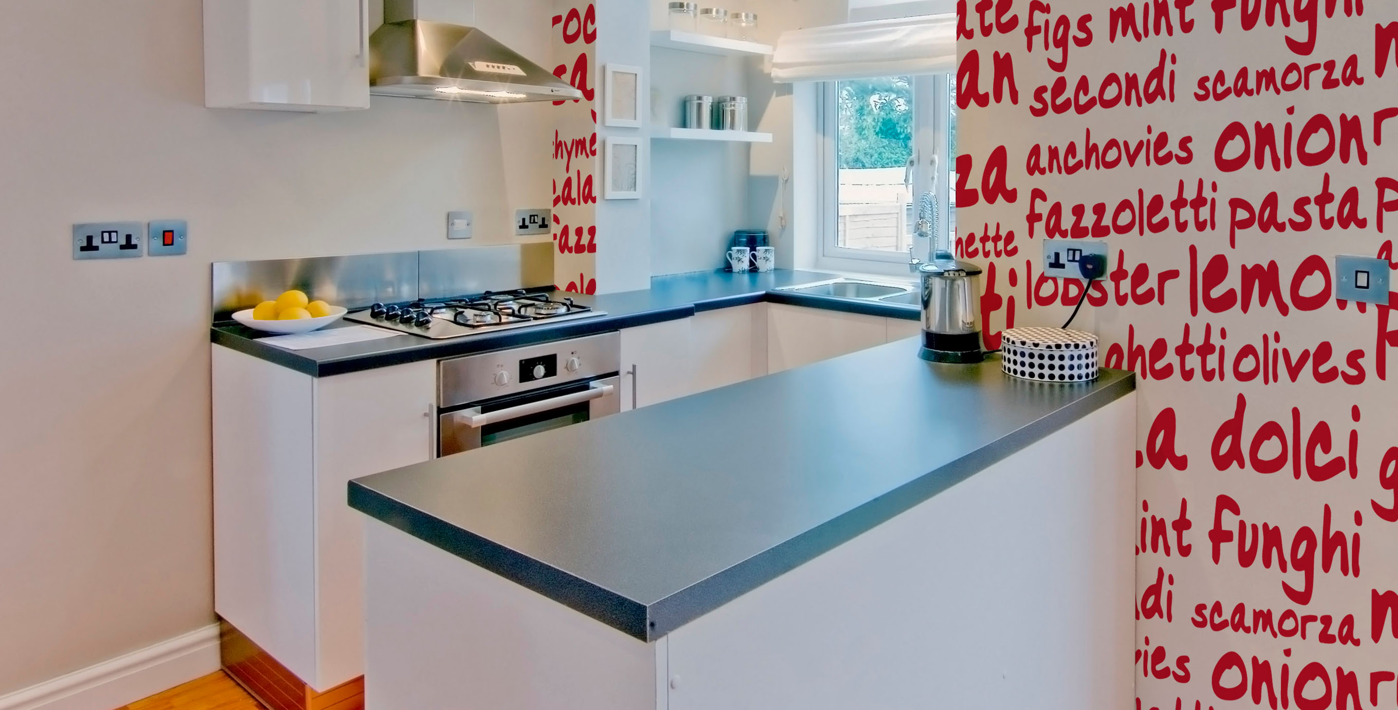 Kitchen with balcony