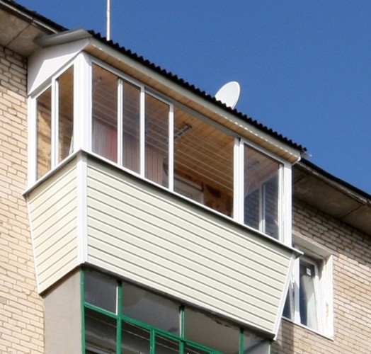 Зависимая крыша над балконом 