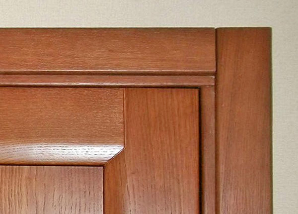 деревянные наличники на двери фото