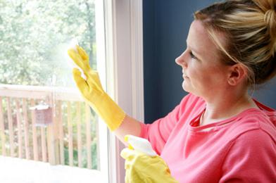 как помыть окна без разводов на балконе